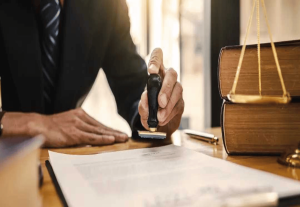 Clause de non-concurrence abusive et contestation par le salarié