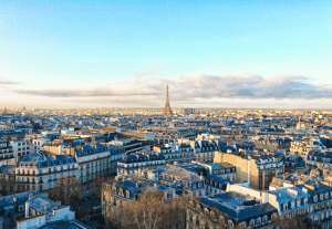 Avocat disponible 24h/24 pour les touristes et résidents en cas d’urgence pénale à Paris
