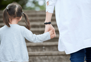 Déménagement d'un parent avec son enfant quels sont vos droits en cas de désaccord